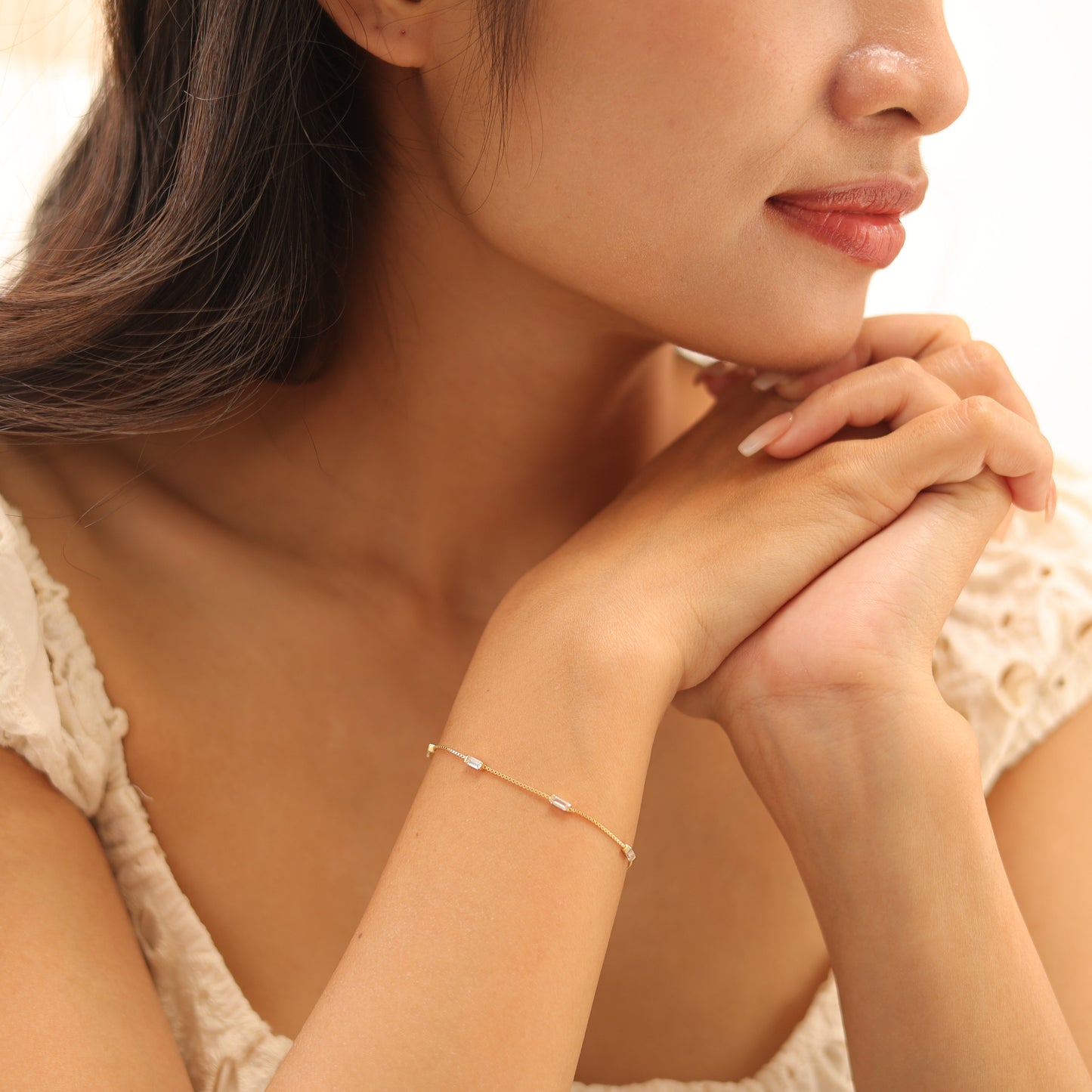 Dainty Clear Stone Bracelet
