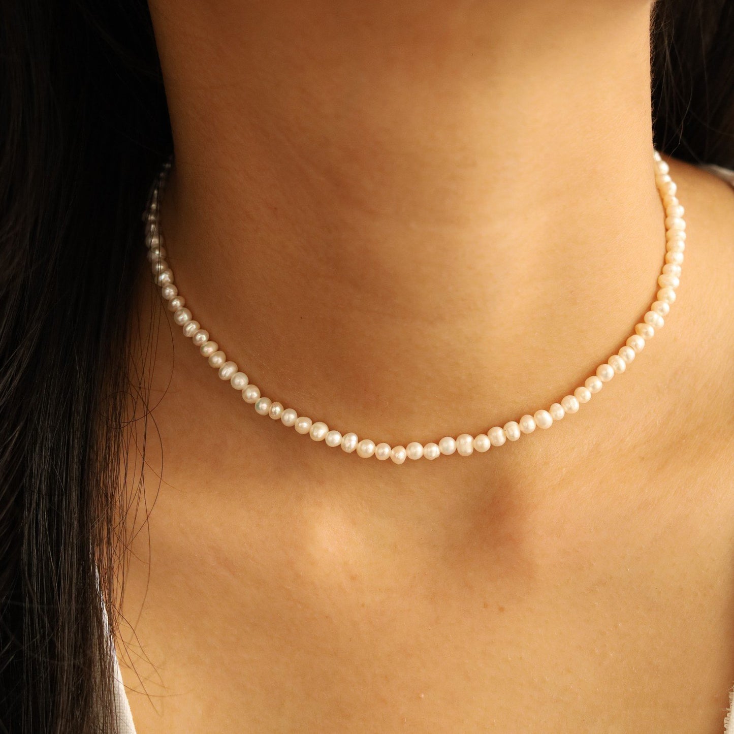 Mini Pearl Choker